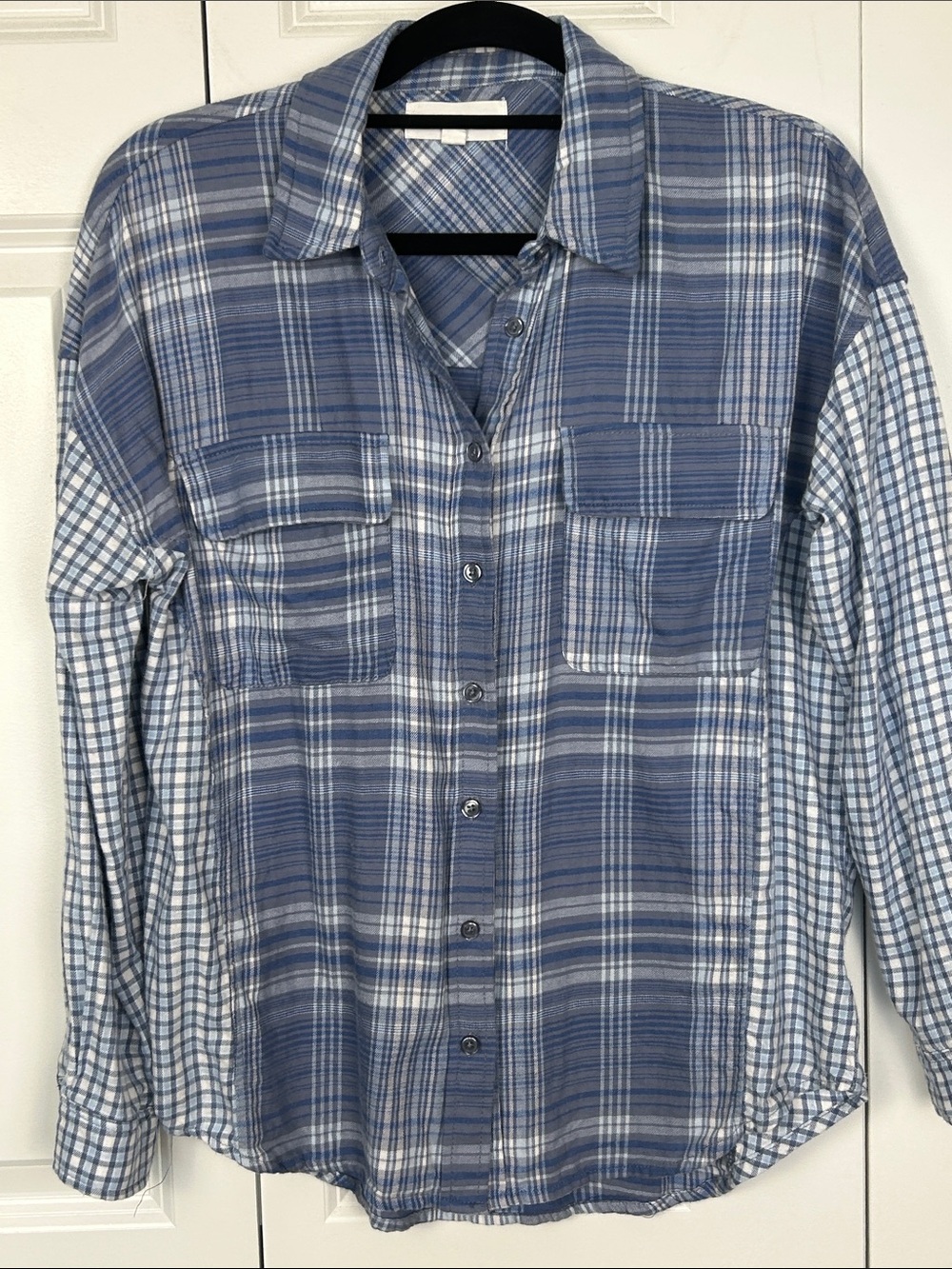 Hippie Rose Blue and White Plaid Button-Down Shirt Size Medium
